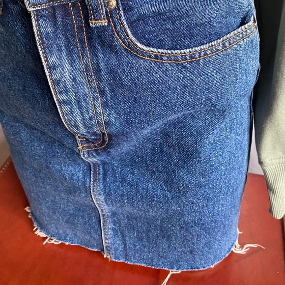 Zara blue Jeans skirt - Picture 6 of 11